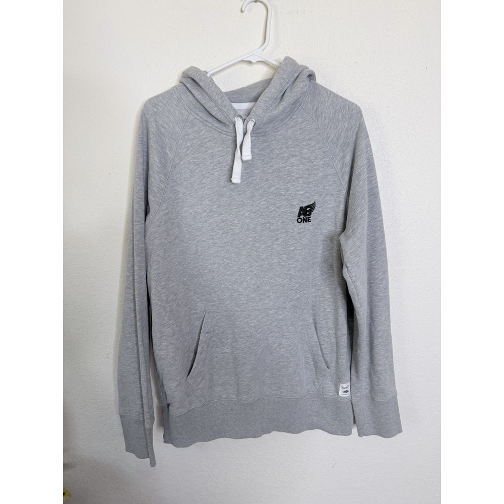 Roots73 Men's M Gray Pullover Fleece Hoodie  Anheuser-Busch Logo Kangaroo Pocket